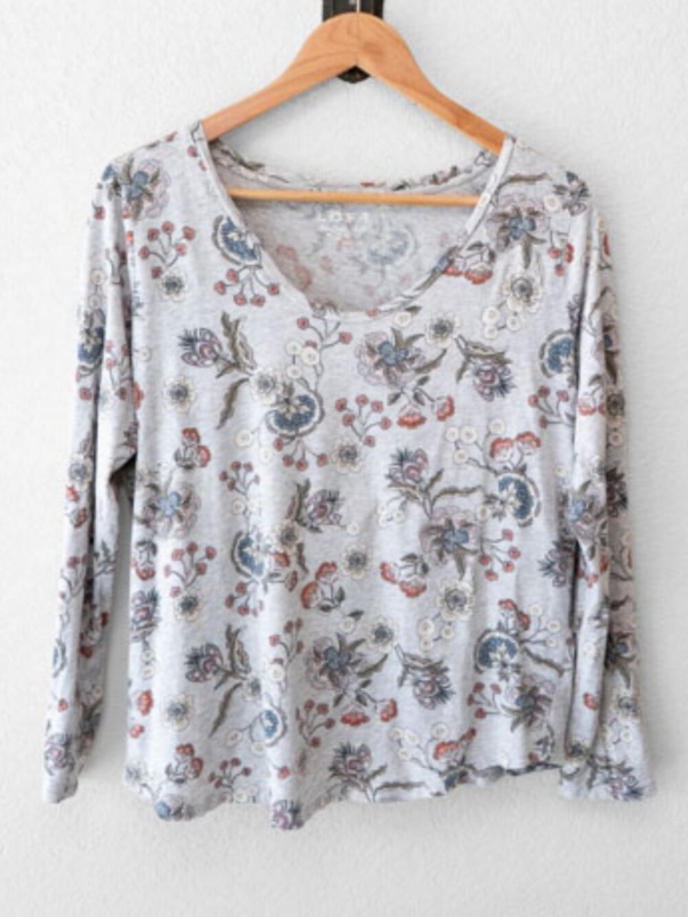 LOFT Floral Print Tee Womens Large Gray 100% Cotton Long Sleeve Lightweight Top